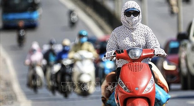 Severe heatwave hits north, central regions