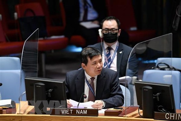 Vietnam emphasises need to immediately end violence in Myanmar hinh anh 1
