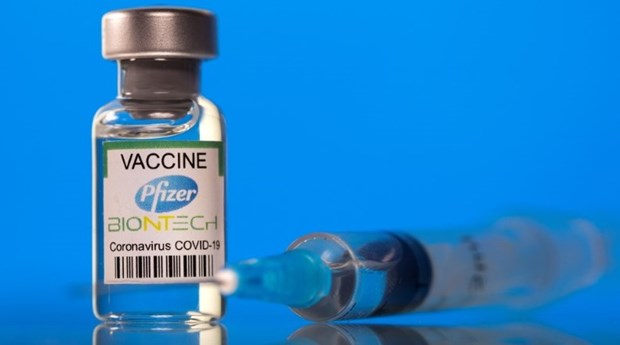 Pfizer commits to 20 mln doses of COVID-19 vaccine for children aged 12-18 hinh anh 1