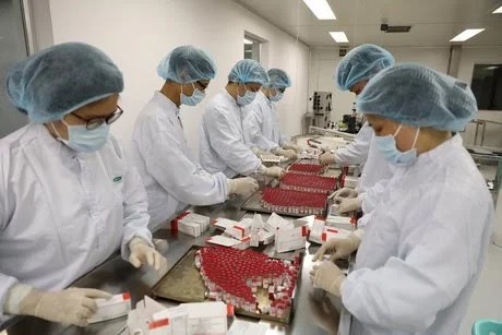 First batch of Sputnik V vaccine produced in Vietnam hinh anh 2