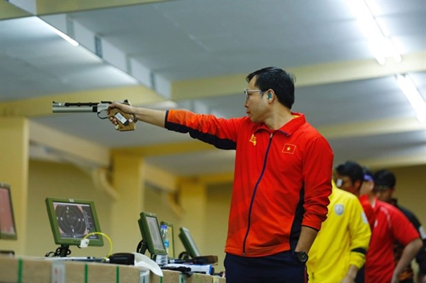 Vietnamese marksman fails to defend title in men’s 10m air pistol at Olympics hinh anh 1