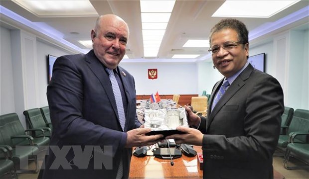 Vietnam proposes Russia foster transfer of vaccine production technology hinh anh 2