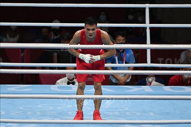 Vietnamese boxer loses to Mongolian rival at Tokyo 2020 Olympics hinh anh 1