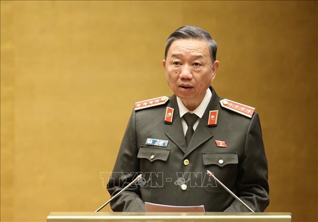 Vietnam, Laos forge cooperation in drug combat