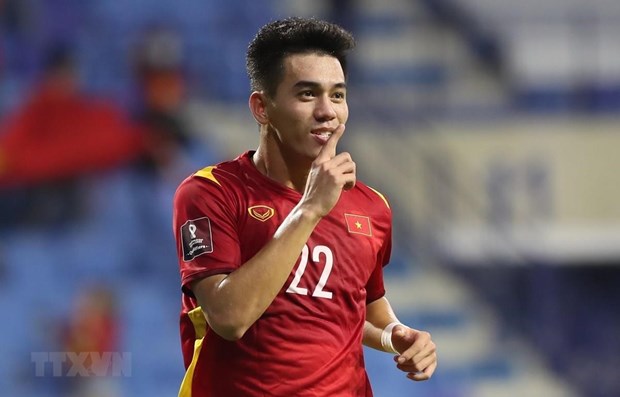 Vietnamese footballer featured on FIFA’s promotional image hinh anh 2