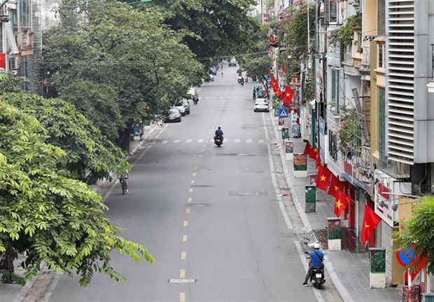 Hanoi ramps up vaccinations, waits for guidance on travels for fully vaccinated
