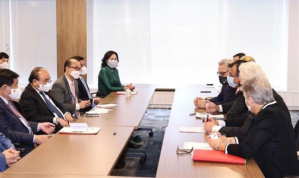 President receives representatives of US business associations, investors hinh anh 1