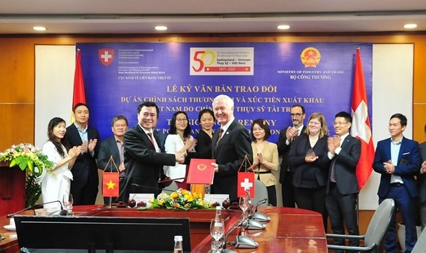 Switzerland grants 5 million CHF for Vietnam’s trade promotion policy hinh anh 1