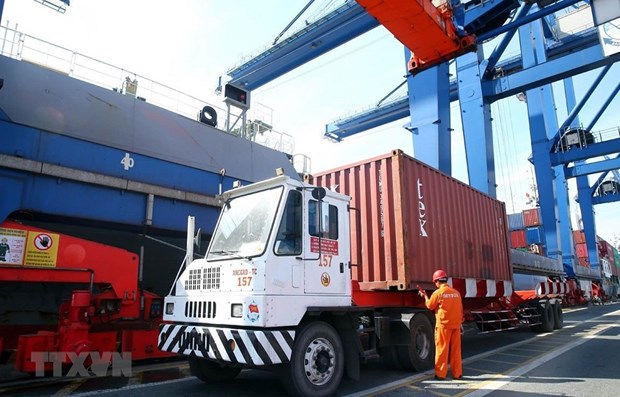 Imported automobiles up over 52 percent in 2021 hinh anh 1