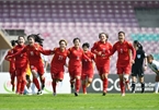 VN President congratulates female football team