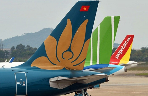Vietnamese airlines already build safe air traffic routes amid Russia-Ukraine tensions hinh anh 1