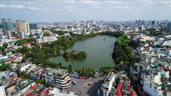 Politburo discusses review of resolution on Hanoi Capital Region’s development hinh anh 2