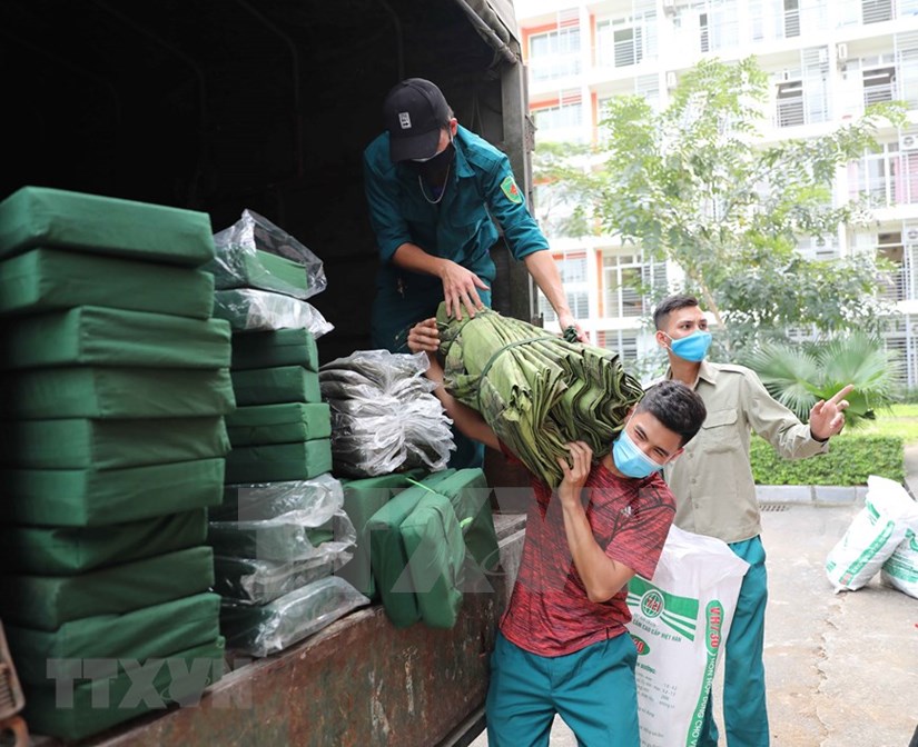 FPT University dorm readies to house 2,000 quarantined people hinh anh 3
