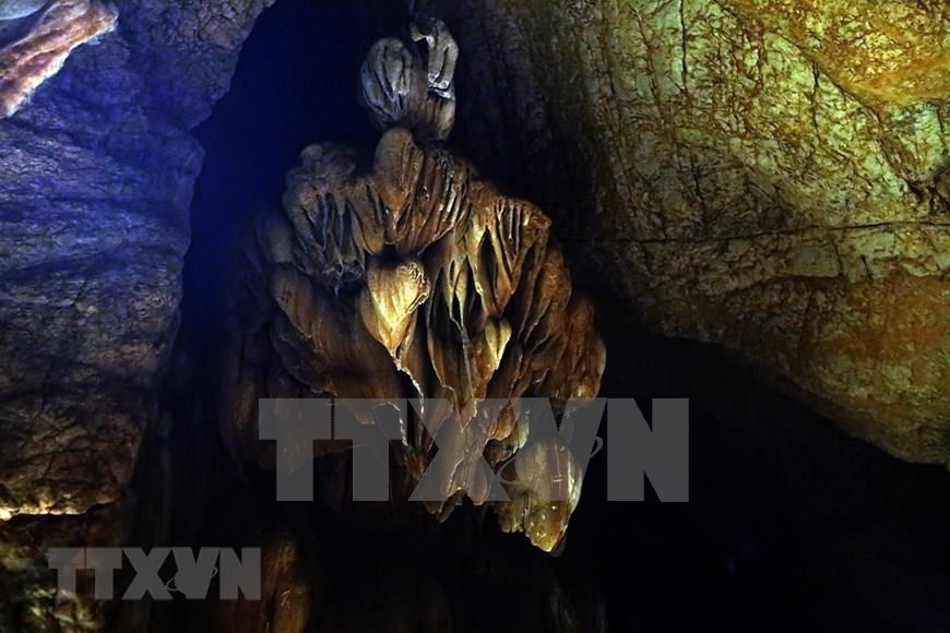 Muong Tinh Cave consists of three main compartments, with the first covering an area of about 600m2 (Photo: VNA)