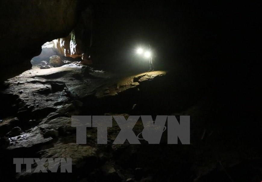 First compartment of Muong Tinh cave (Photo: VNA)