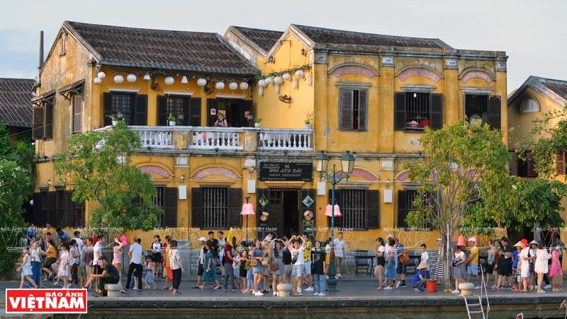 Hoi An ancient town attracted nearly 5 million visitors in 2018 (Photo: VNA)