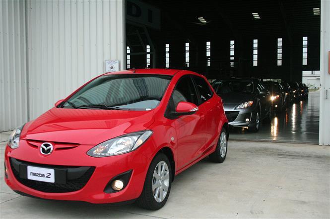 Vietnam’s major exports to Laos include petrol, oil, steel, means of transport, cement, confectionary and cereal products. Vietnam is Laos’ third largest trade partner, after Thailand and China (Photo: VNA)