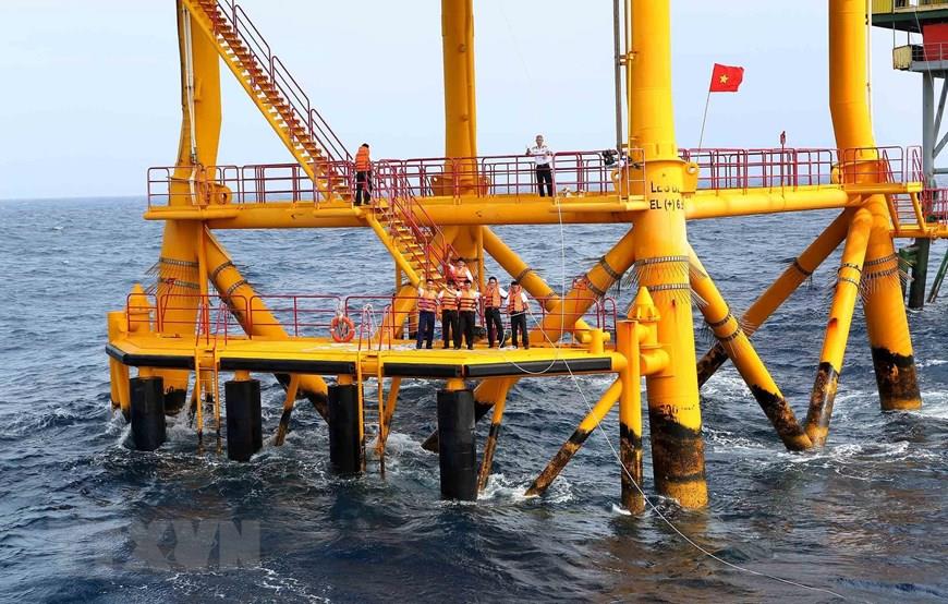 DK1/11 officers and soldiers welcome Truong Sa Ship 19, January 2019 (Photo: VNA)