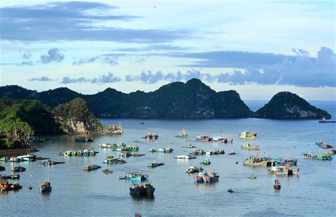 Cat Ba Island has become the adventure-tourism capital of Vietnam (Photo: VNA)