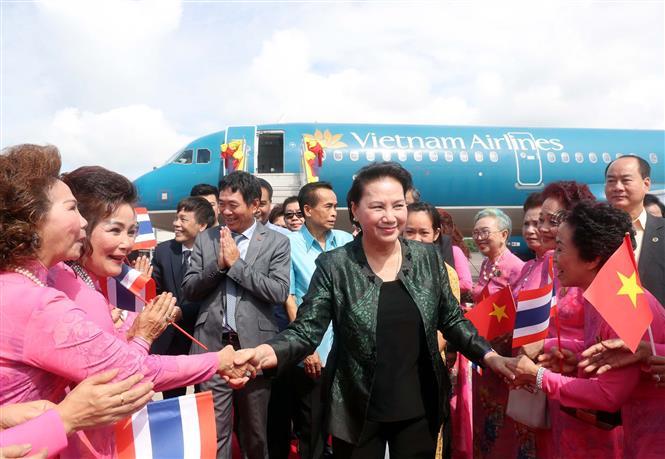 National Assembly Chairwoman Nguyen Thi Kim Ngan arrives in Udon Thani province, as part of her ongoing official visit to Thailand, August 28 (Photo:VNA)