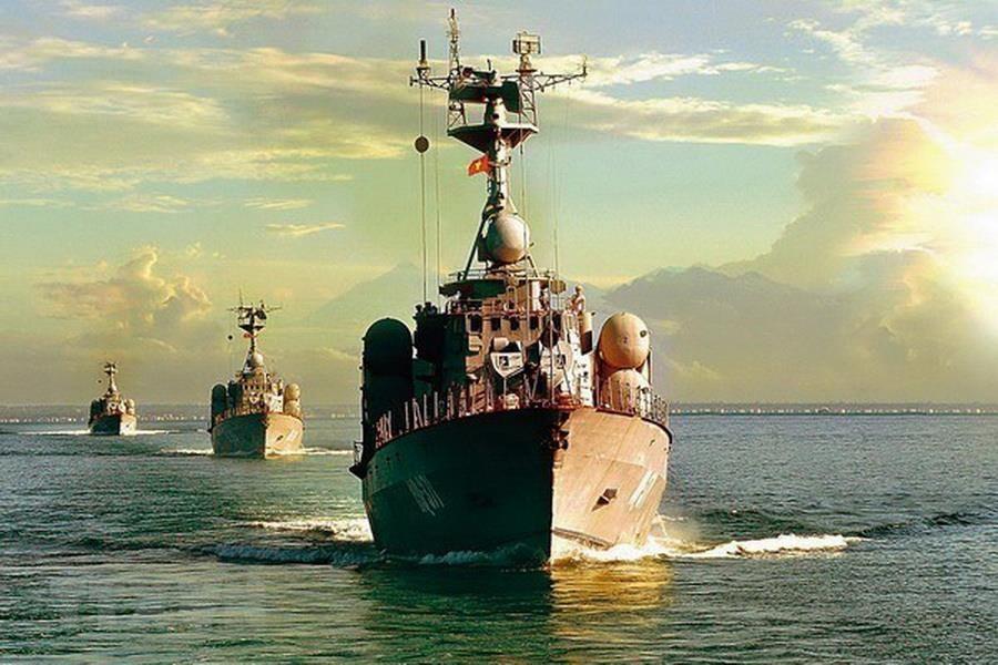 Following Project 1241.RE Tarantul – class guided missile corvette, the Vietnam People’s Navy continues to buy Project 1241.8 Tarantul-class Molniya corvette with modern missile system from Russia, helping improve the naval forces’ strength in safeguarding national sovereignty over sea and islands (Photo: VNA)