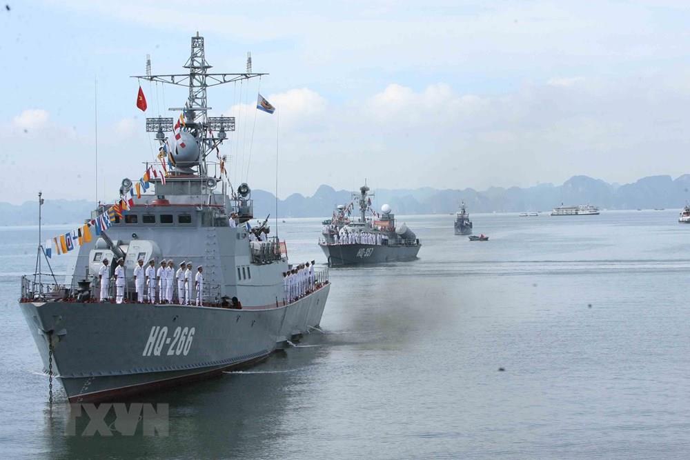 Artillery ship HQ-266 and missile corvette HQ-357 are among state-of-the-art surface warships of the Vietnam People’s Navy (Photo: VNA)