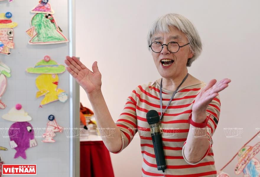 Nagano Hideko is a famous author of children’s picture books in Japan. Her works are simple, but also stimulate a child’s ability to observe and explore through detailed illustrations (Photo: VNA)