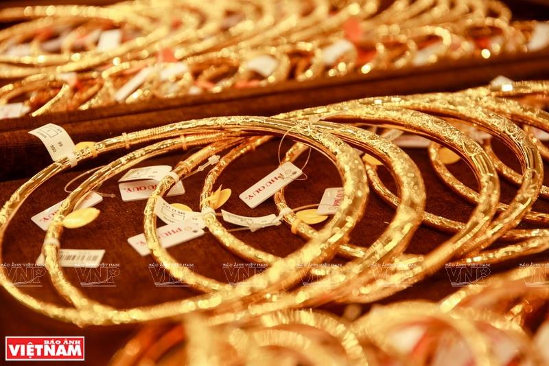24 carat gold jewelry is a key product line (Photo: VNA)