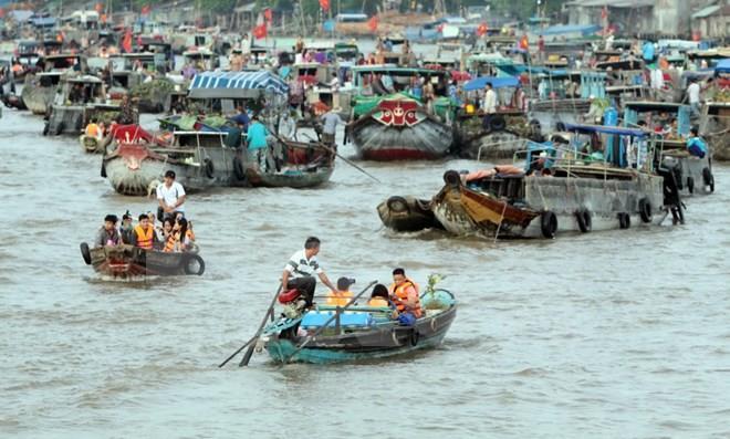 Cai Rang floating market (Photo: VNA)