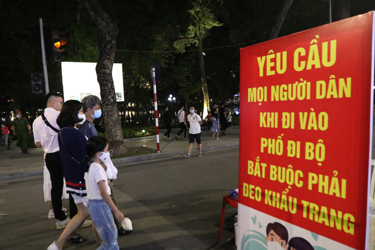 Thủ tướng yêu cầu tăng cường phòng, chống dịch bệnh COVID-19