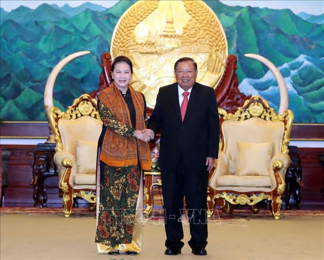 Chủ tịch QH Nguyễn Thị Kim Ngân hội kiến Tổng bí thư, Chủ tịch nước Lào