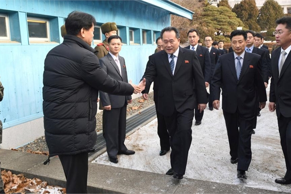 Ẩn ý sau quyết định Triều Tiên thay ngoại trưởng