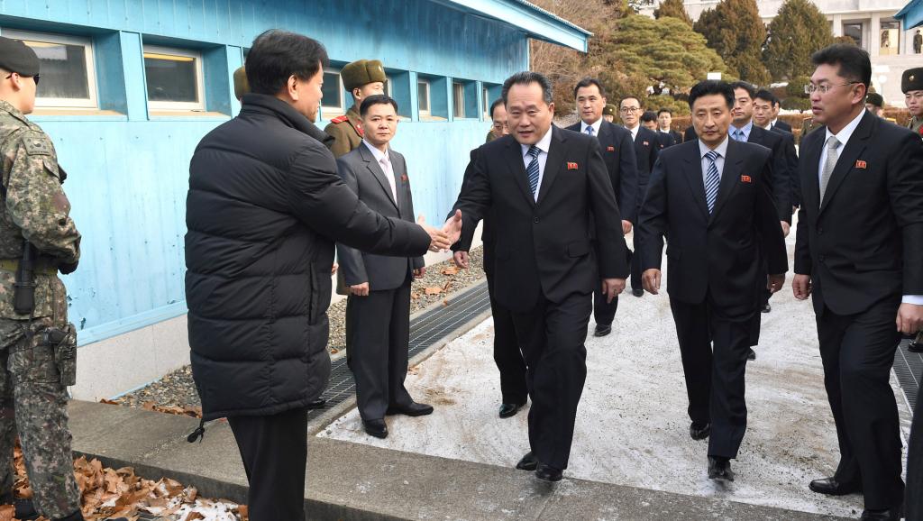 Ẩn ý sau quyết định Triều Tiên thay ngoại trưởng