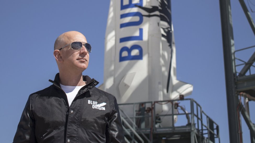 Tỷ phú Jeff Bezos quyết giành hợp đồng chế tạo tàu đổ bộ cho NASA