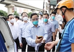 Thủ tướng kiểm tra đột xuất các điểm nóng dịch COVID-19 tại Hà Nội