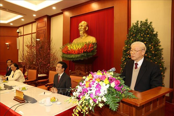 Tổng Bí thư gặp mặt các đại biểu về dự Đại hội VI Hội Người cao tuổi Việt Nam