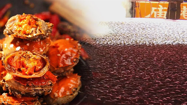 Hấp hàng vạn con cua cùng lúc trong lồng hấp to nhất thế giới