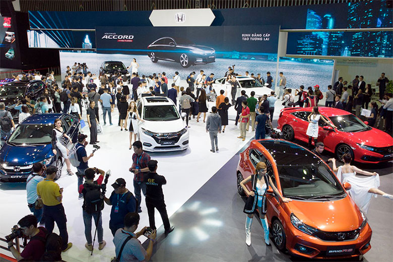 Thu nhập 10 - 20 triệu có nên mua ô tô, chi phí “nuôi” xe ra sao?