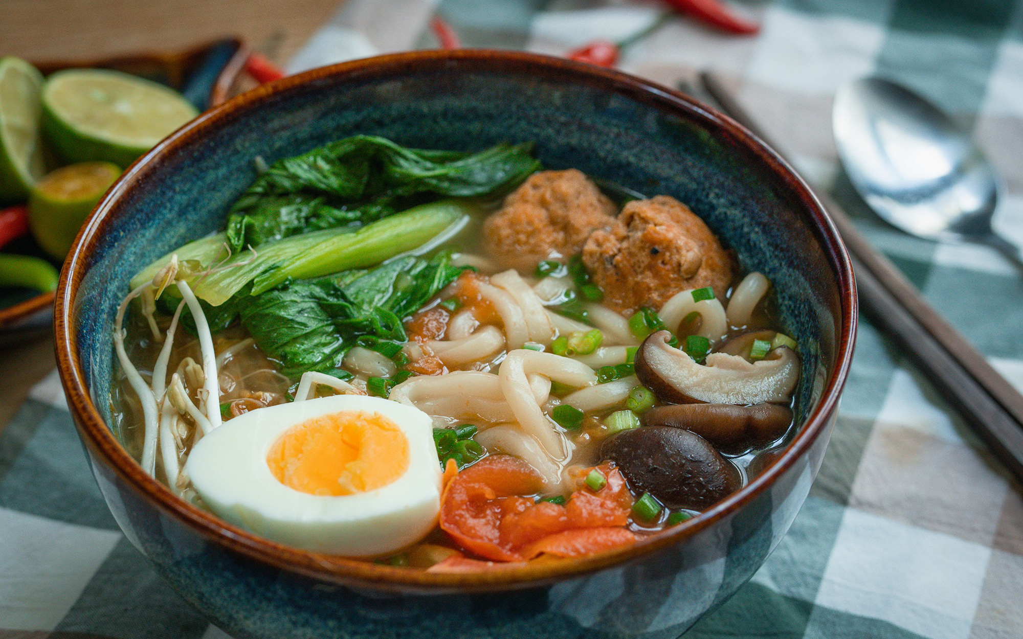 Nấu mì Udon chả cua siêu ngọt mà không cần dùng xương
