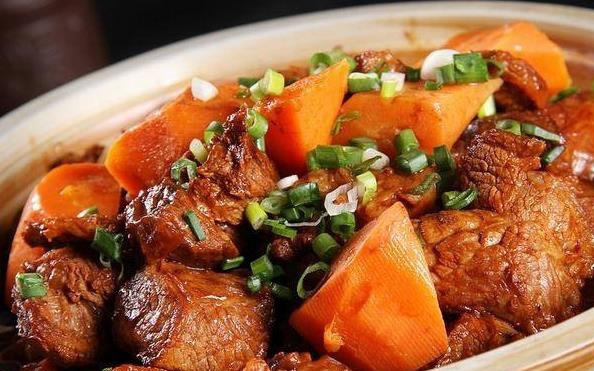 Mẹo hầm thịt bò mềm tơi, thơm ngon