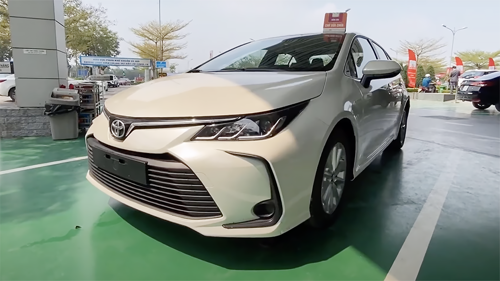 Toyota Corolla Altis 2023 Giá lăn bánh thông số ưu đãi