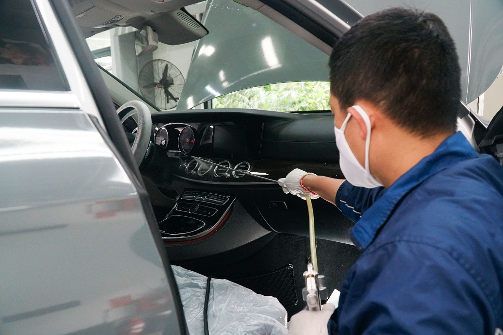 Khử trùng vệ sinh cho xe ô tô như thế nào để phòng dịch Covid - 19? - Ảnh 3.