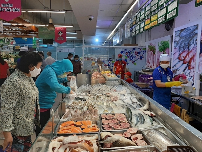 hiện nay hệ thống siêu thị có 29 nhà cung cấp hải sản nhưng phải tạm ngưng hoạt động do tình hình dịch Covid-19.