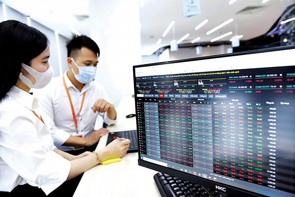 Thị trường chứng khoán Việt Nam đang có định giá thấp và đang trong giai đoạn lạm phát thấp