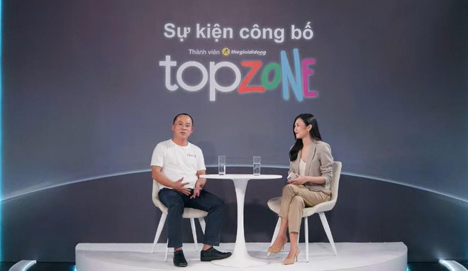 ông Đoàn Văn Hiểu Em - CEO của Tập đoàn Thế Giới Di Động trong buổi ra mắt TopZone.