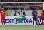 Vietnam retain Group G’s top spot after goalless draw against Thailand