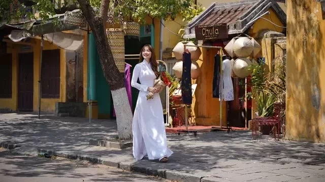 Music video showing Vietnam’s best causes online sensation