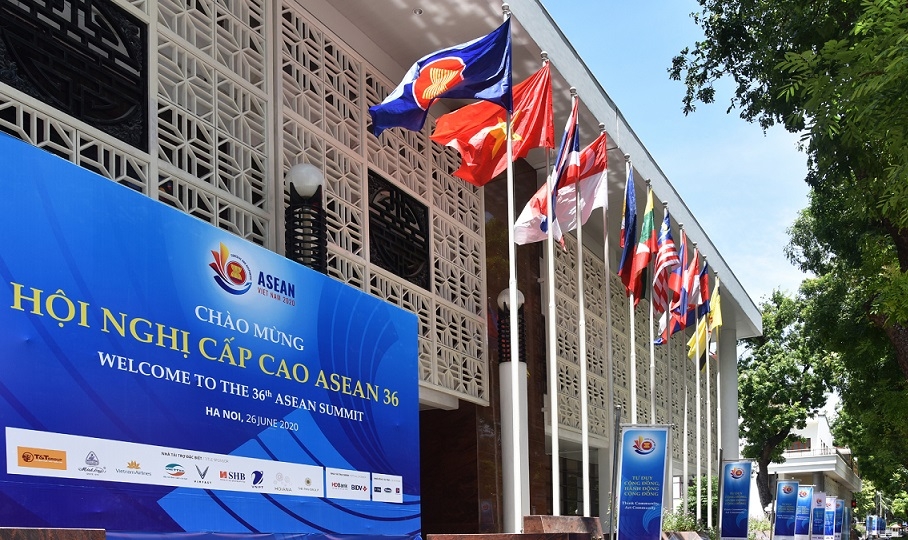 Vietnam and ASEAN countries overcome challenges towards better future