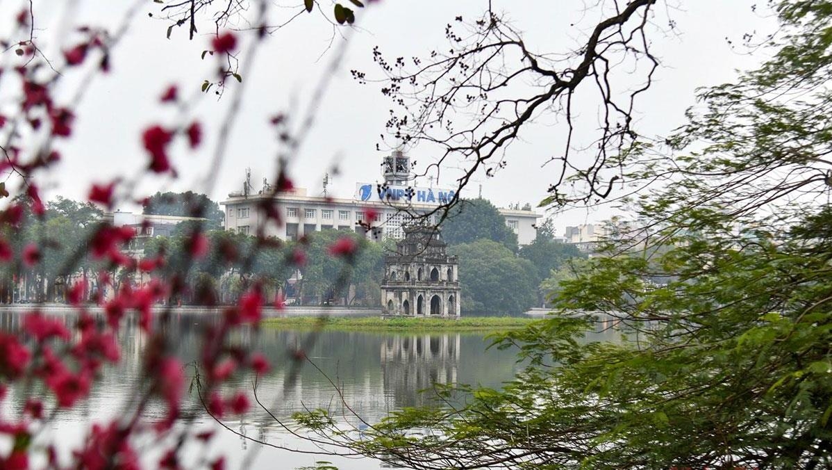 A peaceful Hanoi on first morning of Lunar New Year