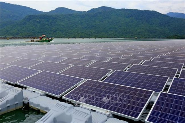 VN Gov’t orders review of grid overload caused by solar farm boom